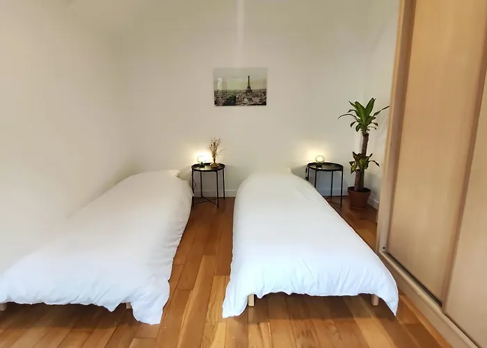 Great Apartment With Private Garden